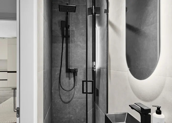 Collect بودابست