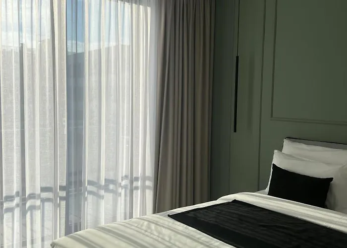 Collect 4* بودابست