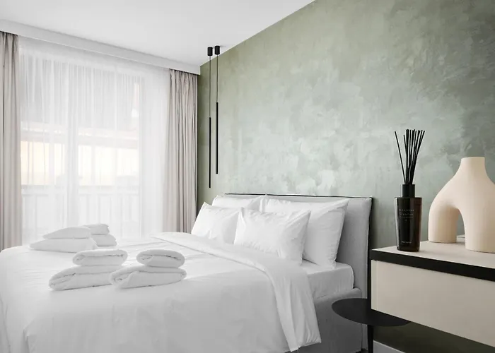 Aparthotel Collect 4*